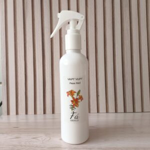 Passa Fácil - M. M. (Spray Desamassador de Roupas. 240 ml)