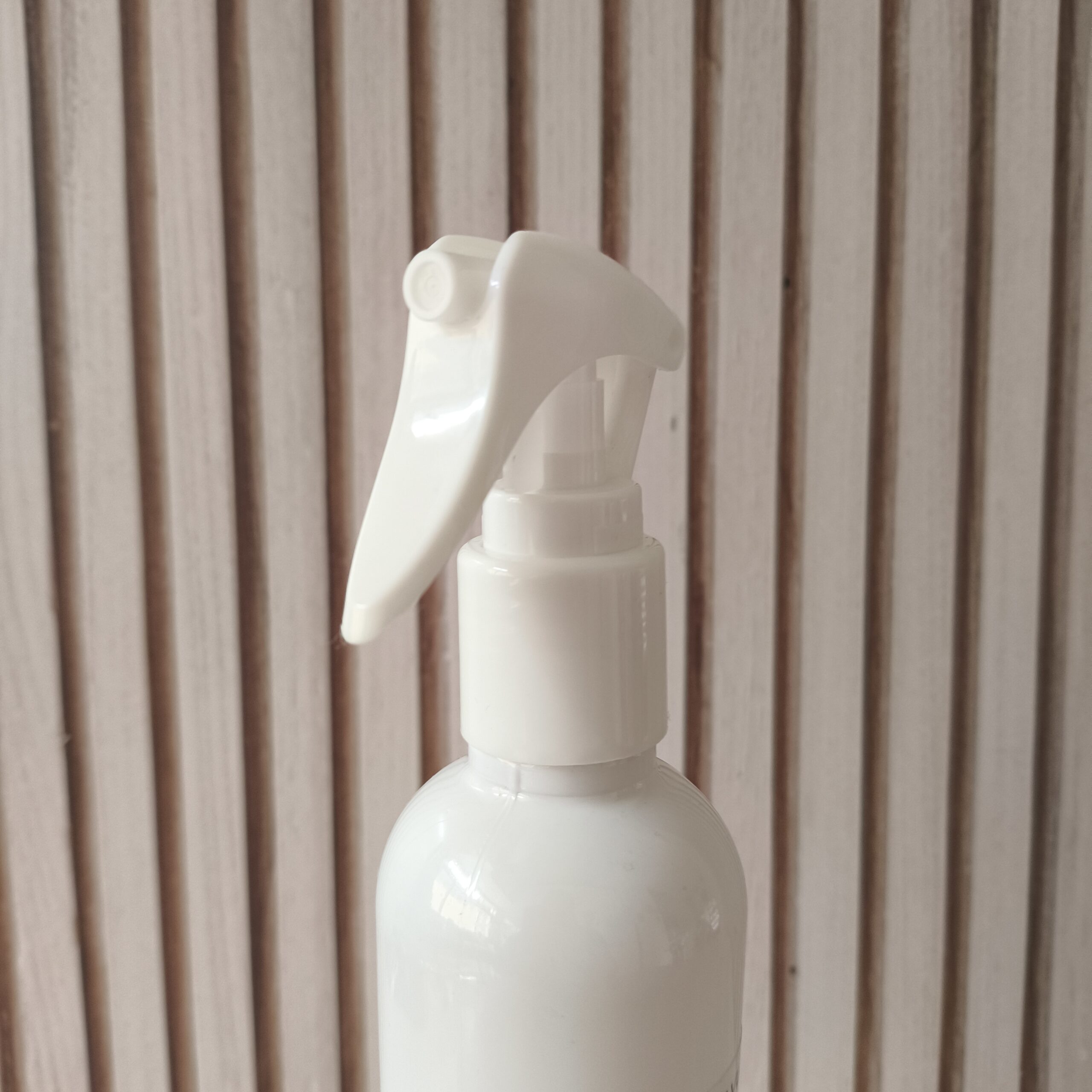 Passa Fácil - Algodão (Spray Desamassador de Roupas. 240 ml) - Imagem 2